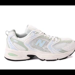 New Balance 530 Sneakers
